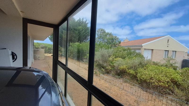 4 Bedroom Property for Sale in Jongensfontein Western Cape
